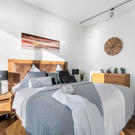 Апартаменты Penthouse Hochgenuss